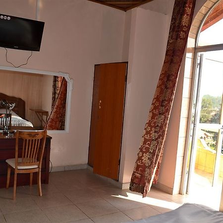 Hotel De Malte Dschang Exterior foto